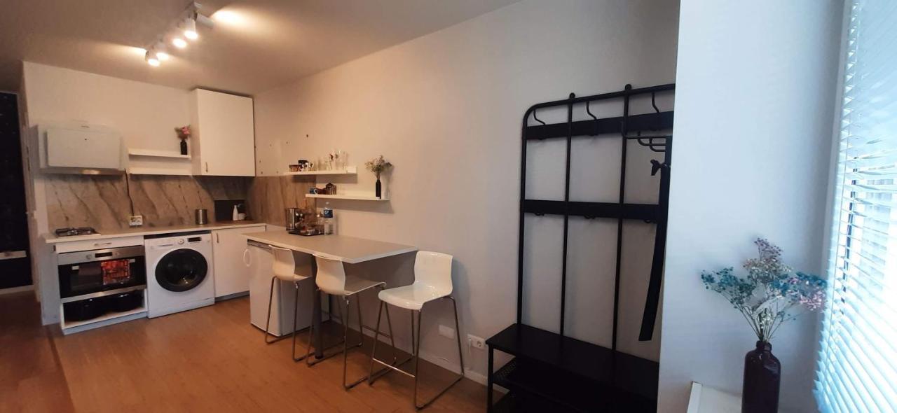 Elite Flats Two Bedroom 우테나 외부 사진